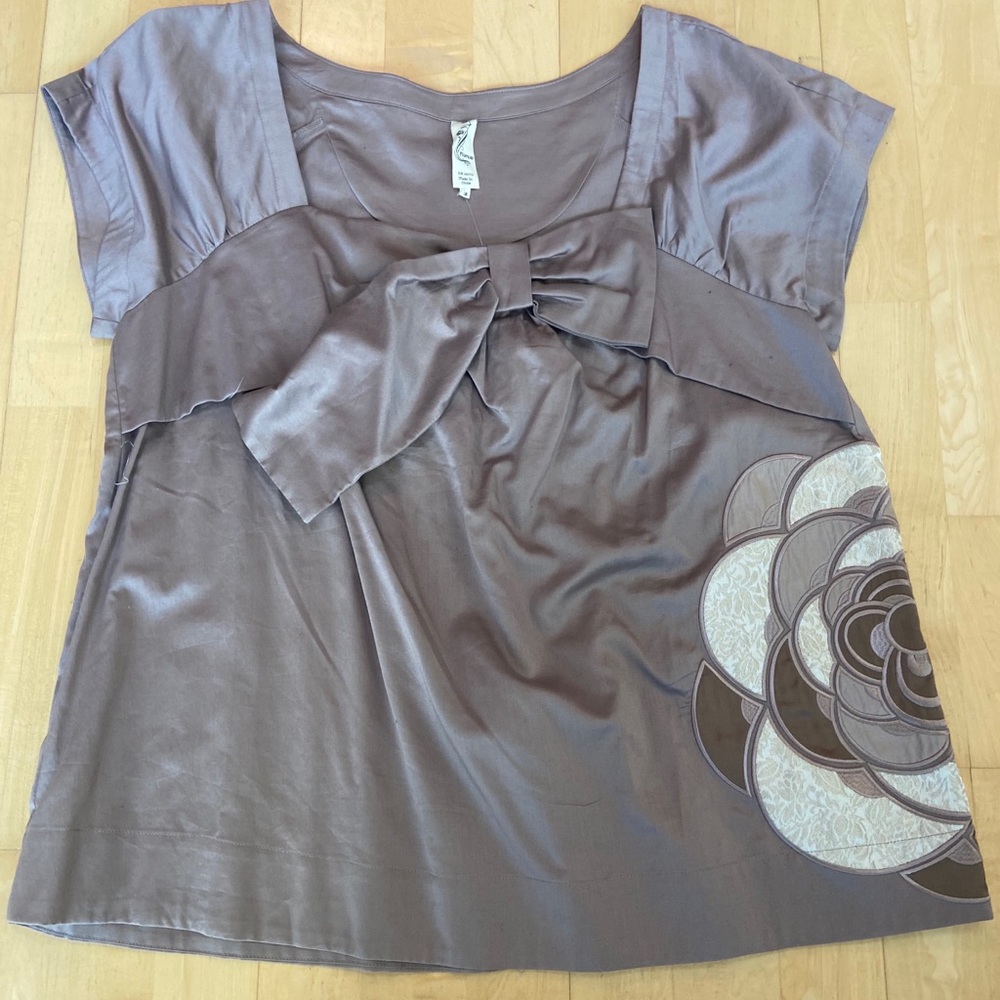 Anthropologie embroidery top